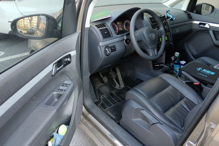 大众 途安 2015款 1.4T 手动舒适版5座中控内饰7003