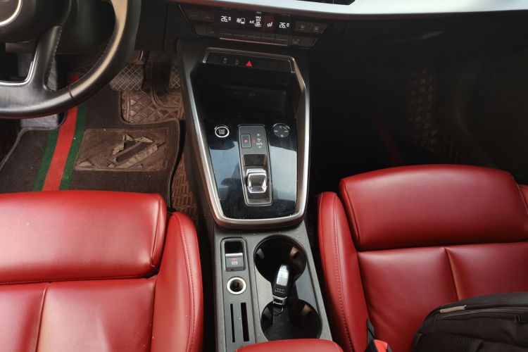 奥迪A3 2021款 A3L Limousine 35 TFSI 进取运动型局部细节18