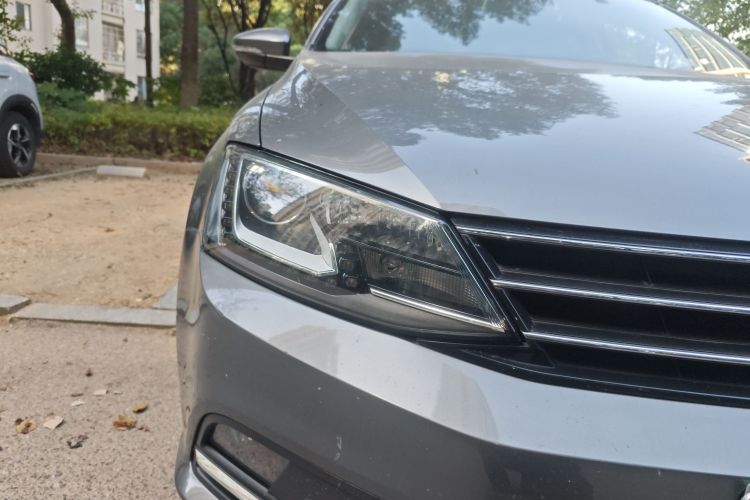 大众 速腾 2015款 230TSI 自动舒适型车身外观8