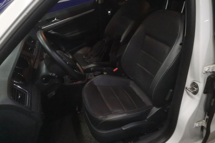 大众 朗逸 2015款 1.6L 自动舒适版中控内饰19