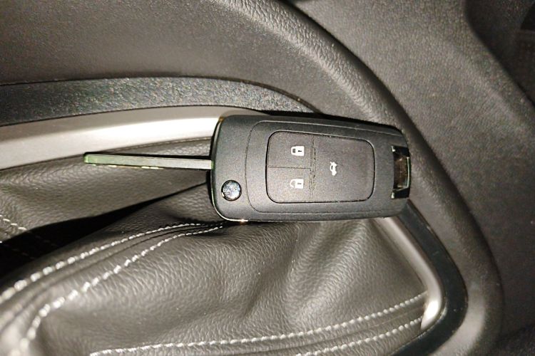 别克 英朗 2021款 改款 典范 1.5L 自动精英型中控内饰7001