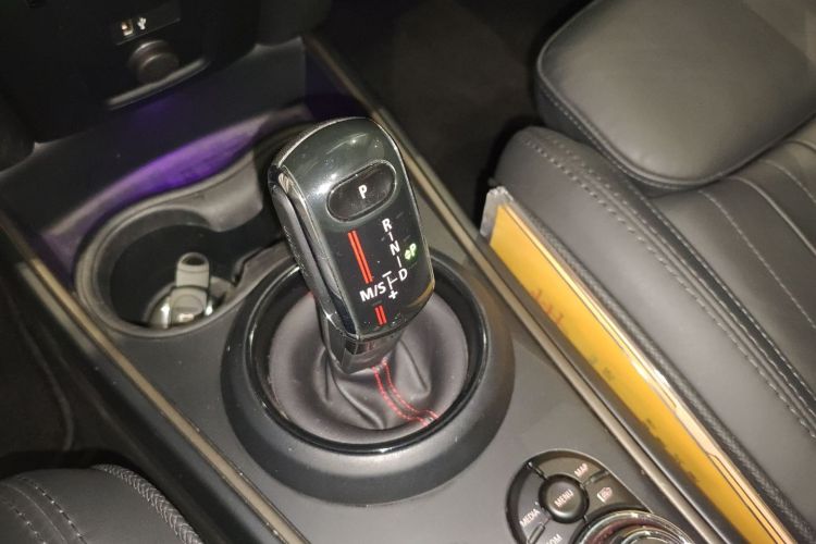 MINI Countryman 2021款 2.0T COOPER S ALL4局部细节18