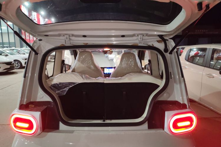 五菱汽车 宏光MINIEV 2024款 第三代 215km 青春版局部细节23