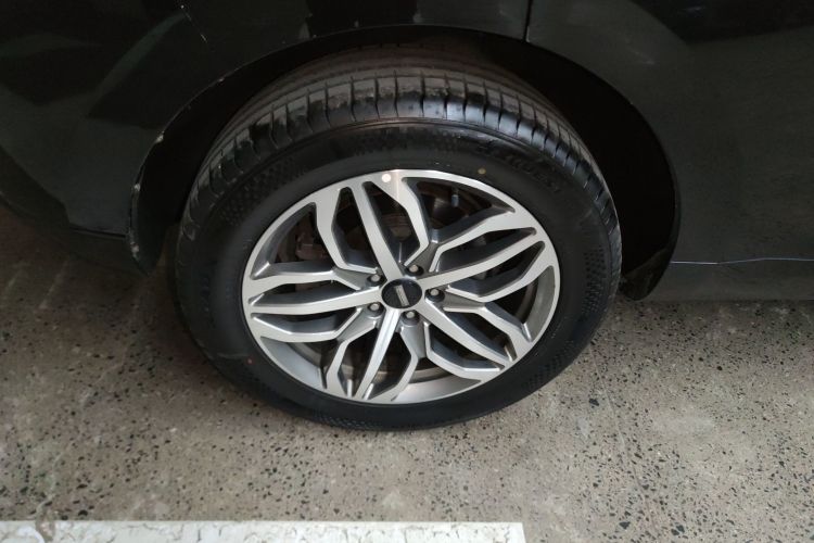 魏牌 VV5 2019款 升级款 2.0T 两驱超豪型 国V车身外观6008