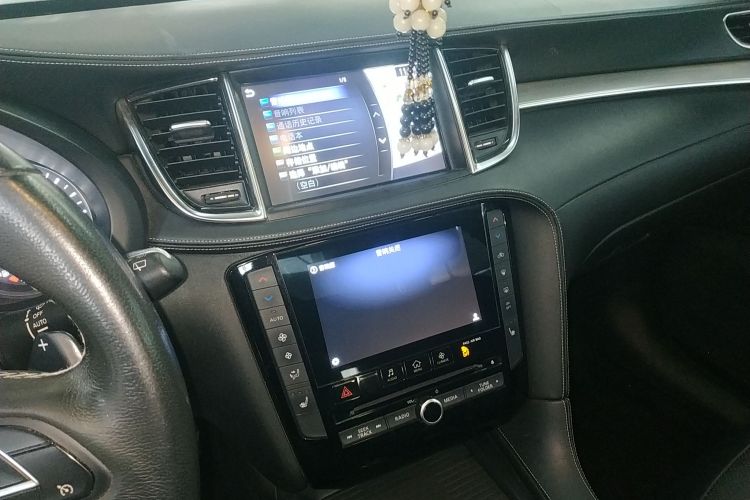英菲尼迪QX50 2018款 2.0T 四驱菁英版中控内饰16