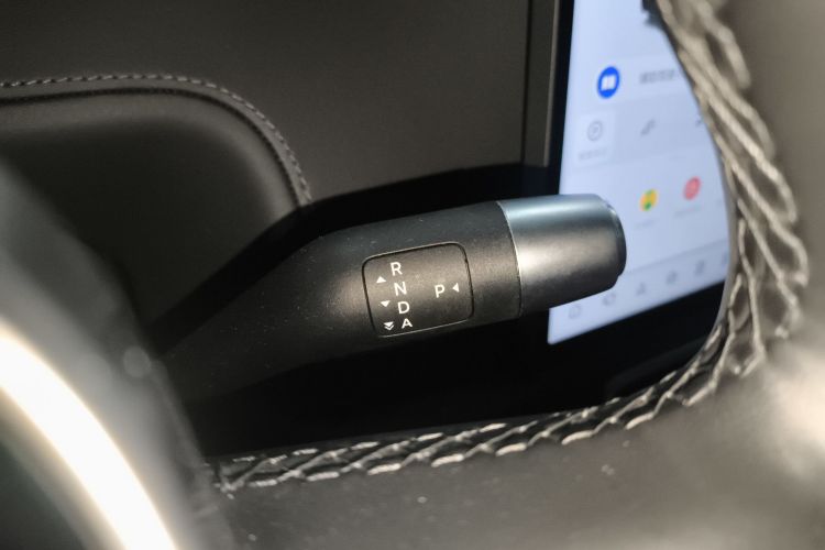 理想汽车 理想L8 2023款 Pro中控内饰18