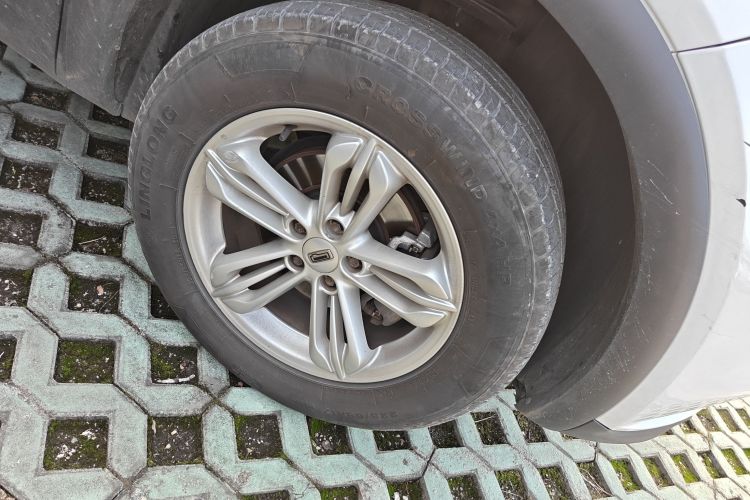 观致5 2018款 改款 1.6T 自动领先型车身外观6007