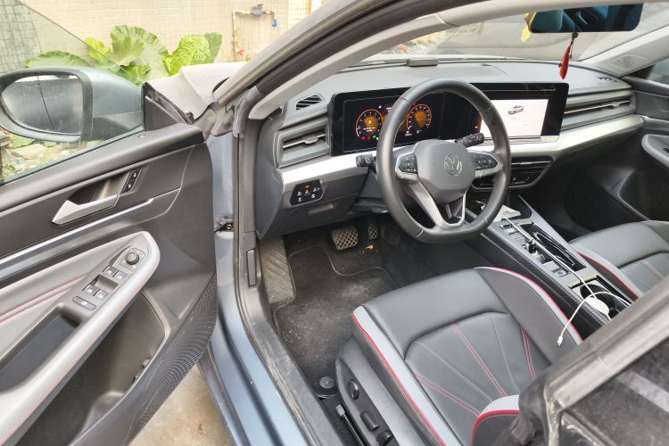 大众 2022款 凌渡L 280TSI DSG炫辣版中控内饰20