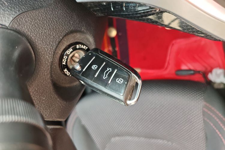 江汽集团 瑞风S3 2017款 1.6L CVT豪华型中控内饰7001