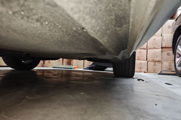 奥迪A4L 2017款 Plus 40 TFSI 运动型局部细节9002