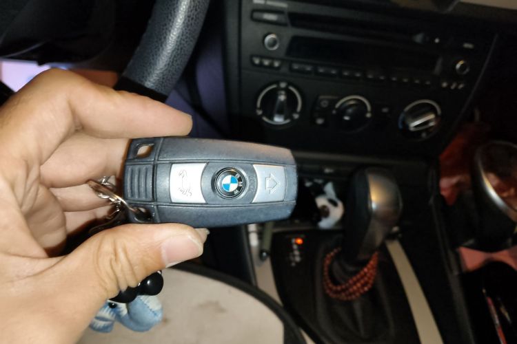 宝马X1 2013款 sDrive18i 时尚型中控内饰7001