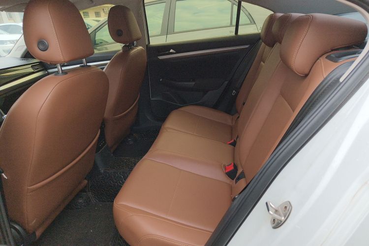 大众 宝来 2019款 改款 1.5L 手动时尚型 国V中控内饰21