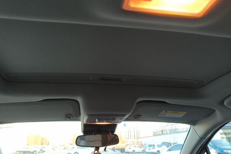 别克 昂科拉 2015款 1.4T 自动两驱都市精英型中控内饰22