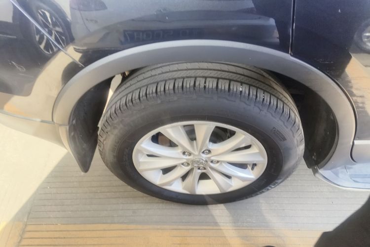 别克 昂科威 2014款 28T 四驱精英型车身外观6008