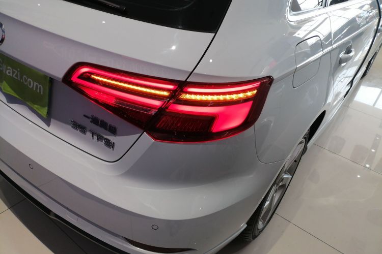 奥迪A3 2020款 Sportback 35 TFSI 时尚型 国VI车身外观9