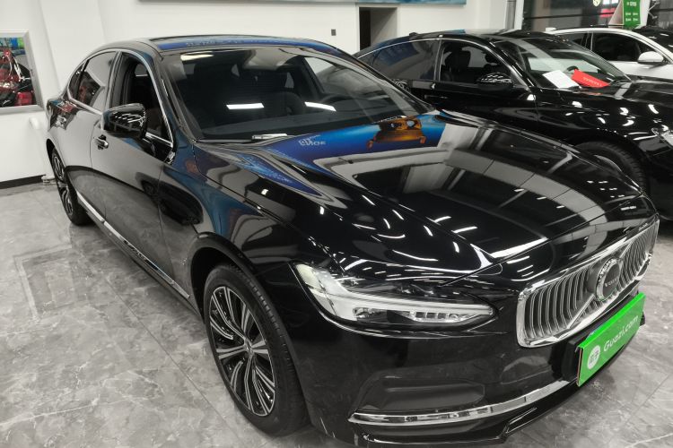 沃尔沃S90 2022款 B5 智逸豪华版车身外观3
