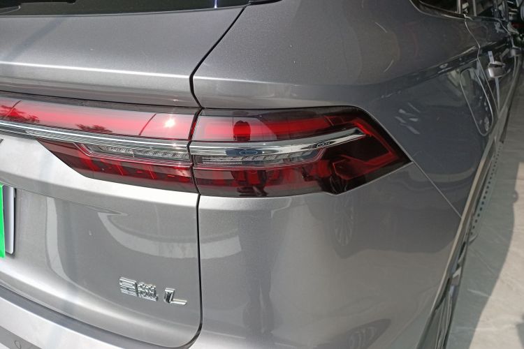 吉利汽车 星越L 2024款 2.0TD 高功自动两驱天际版车身外观9