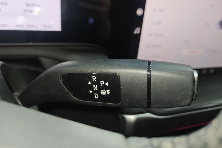 小鹏P7 2020款 670N中控内饰18