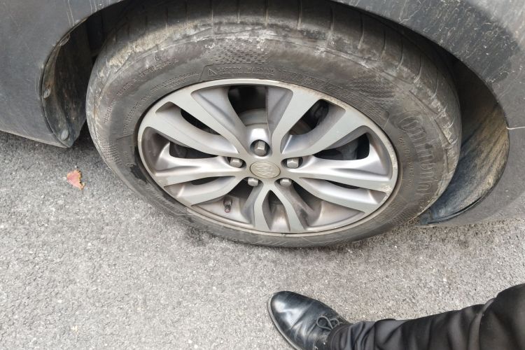 别克 英朗 2018款 18T 自动精英型车身外观10