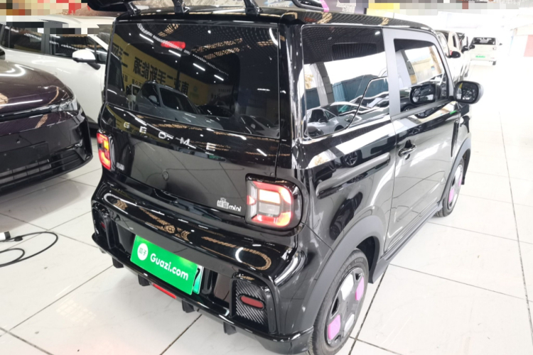 吉利银河 2025款 210km 熊猫卡丁车身外观7