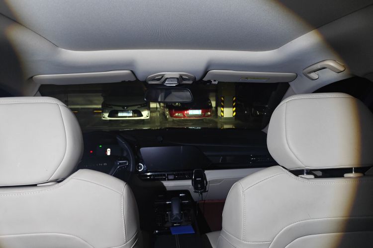 五菱汽车 五菱凯捷 2022款 280T 1.5T CVT旗舰型局部细节22