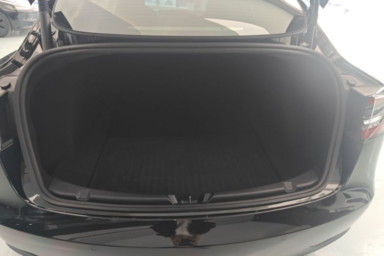 特斯拉 Model 3 2022款 后轮驱动版局部细节23