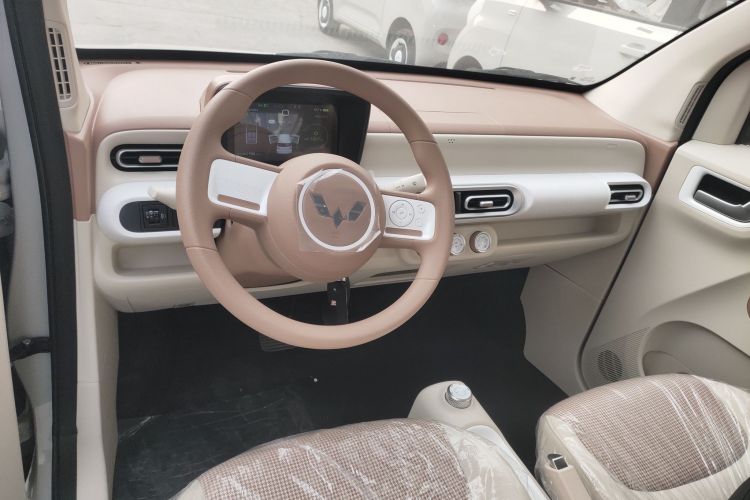 五菱汽车 宏光MINIEV 2024款 第三代 215km 青春版中控内饰12