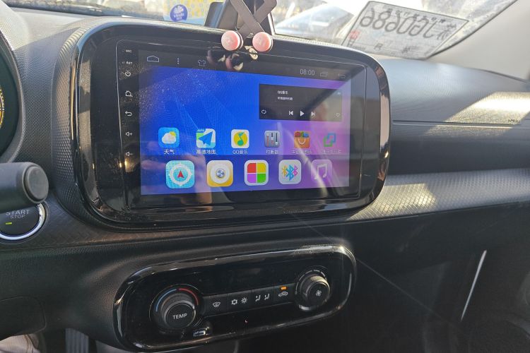 荣威 科莱威CLEVER 2022款 311km元气啵啵版中控内饰16