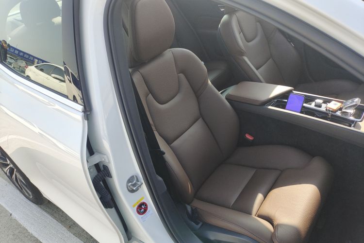 沃尔沃S60 2025款 B4 智远豪华版局部细节41