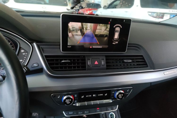 奥迪Q5L 2020款 改款 40 TFSI 荣享时尚型中控内饰16