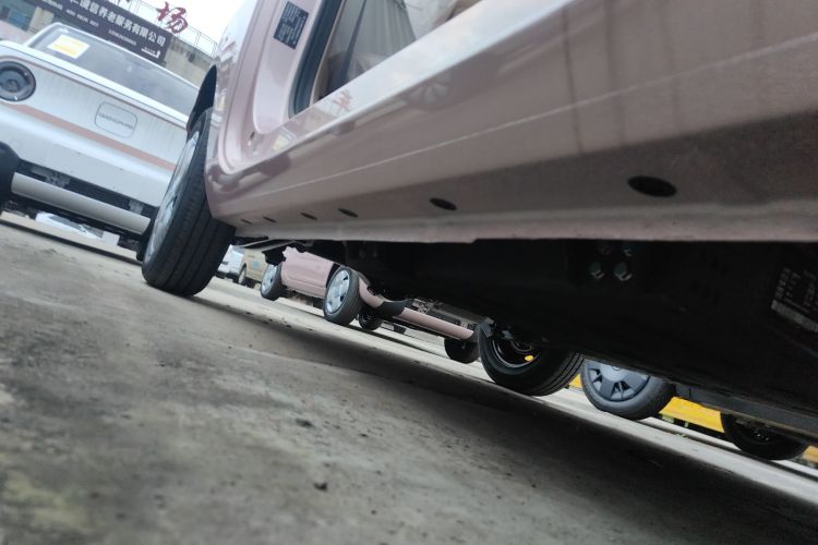 吉利银河 2024款 熊猫mini 200km 耐力熊局部细节9001