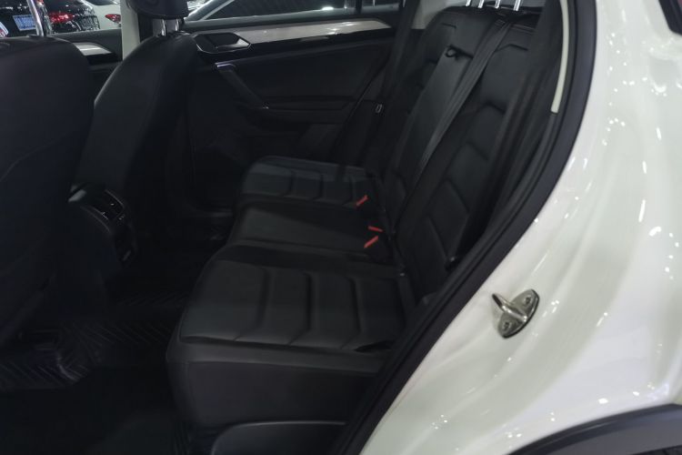 大众 探岳 2019款 330TSI 两驱豪华型 国VI中控内饰21