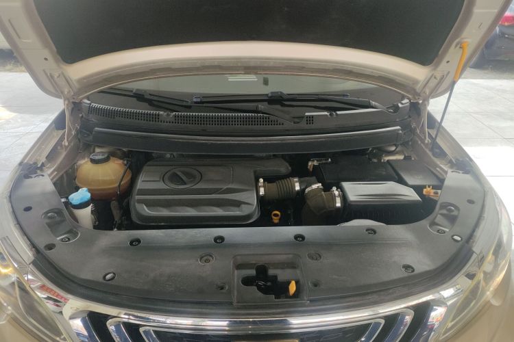 吉利汽车 远景X3 2017款 1.5L 自动尊贵型机舱底盘24