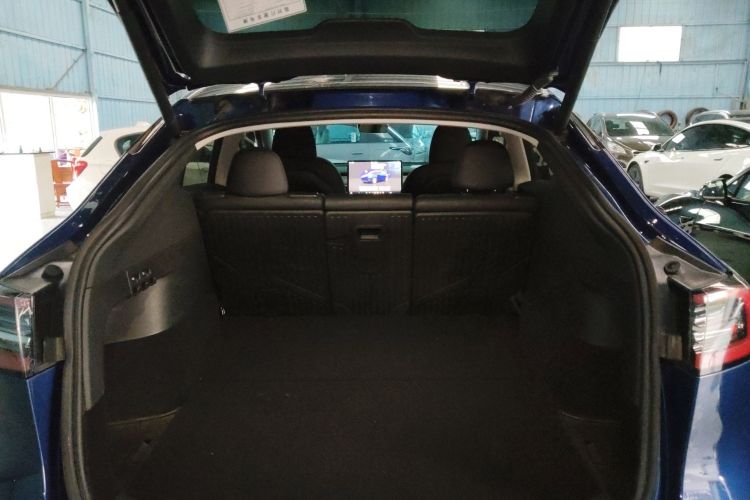 特斯拉 Model Y 2022款 改款 后轮驱动版机舱底盘23