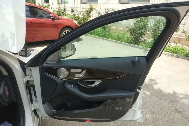 奔驰C级 2015款 C 200 L 4MATIC中控内饰7005