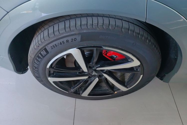 岚图汽车 岚图FREE 2025款 FREE+ 后驱乾崑版车身外观6008