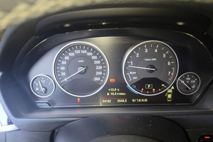 宝马3系 2019款 320Li 时尚型中控内饰14