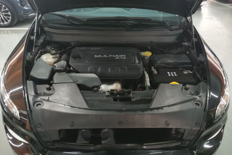 Jeep 自由光 2016款 2.4L 领先版局部细节24