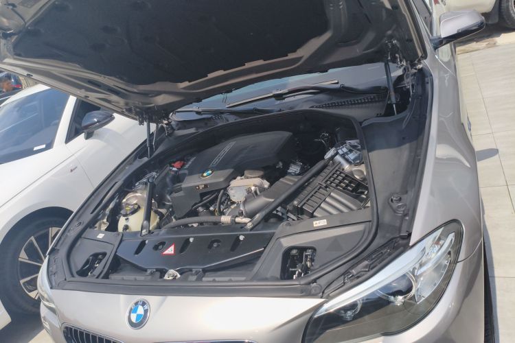 宝马5系 2017款 525Li 豪华设计套装局部细节24