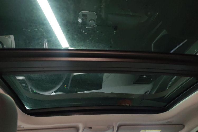 宝马2系(进口) 2021款 225i 四门轿跑车 M运动套装中控内饰22