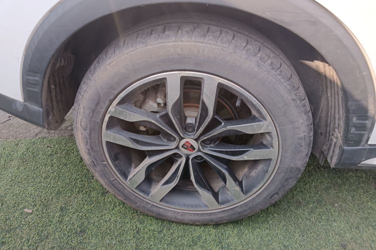 荣威RX5 2016款 20T 两驱自动互联网智享版车身外观6008