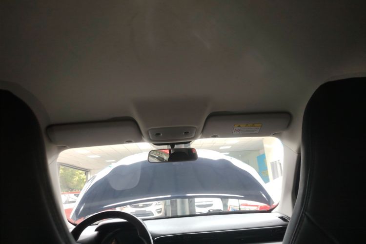 零跑汽车 零跑T03 2022款 皓玉版中控内饰22