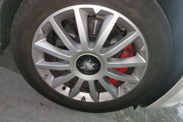 玛莎拉蒂 Ghibli 2014款 3.0T 标准版车身外观10