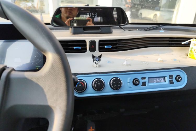 五菱汽车 宏光MINIEV 2020款 自在款 磷酸铁锂中控内饰16