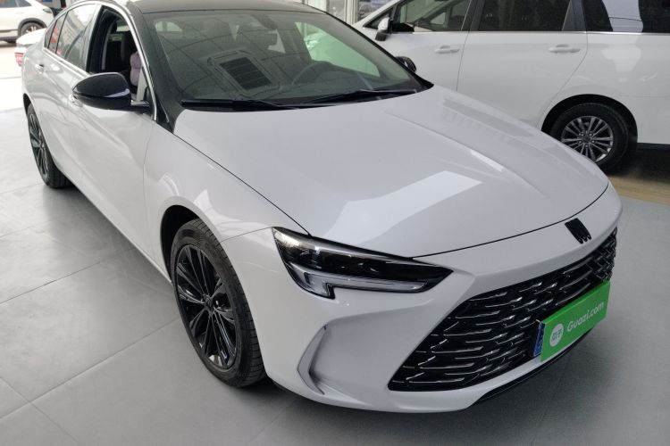 别克 君威 2024款 28T 纵享版车身外观3