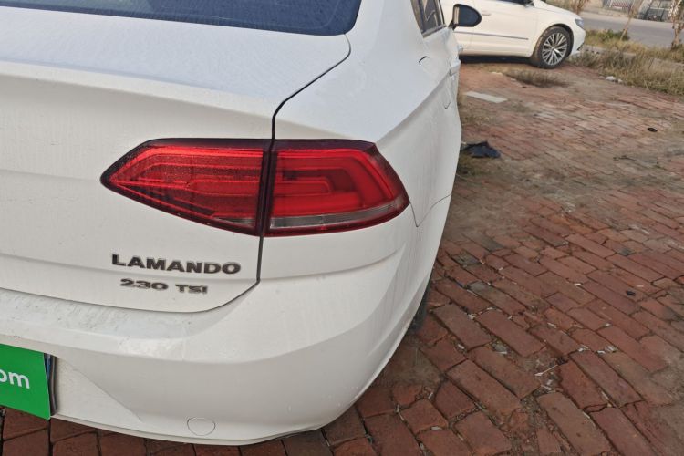 大众 凌渡 2015款 230TSI DSG风尚版车身外观9