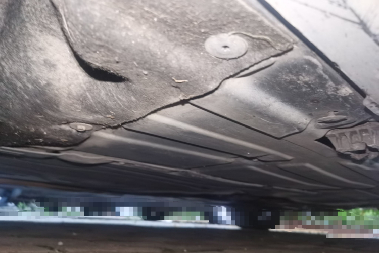 宝马3系 2019款 320i M运动曜夜版局部细节9004