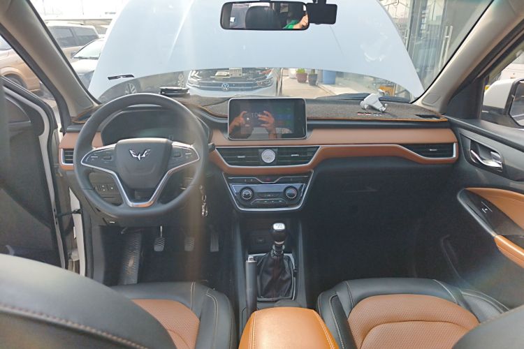 五菱汽车 五菱宏光S3 2018款 1.5L 手动豪华型 国V中控内饰12