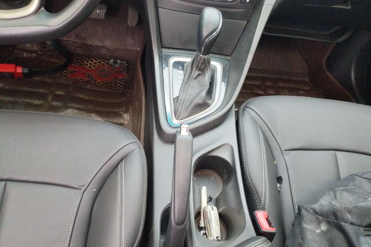 别克 英朗 2015款 15N 自动豪华型中控内饰18