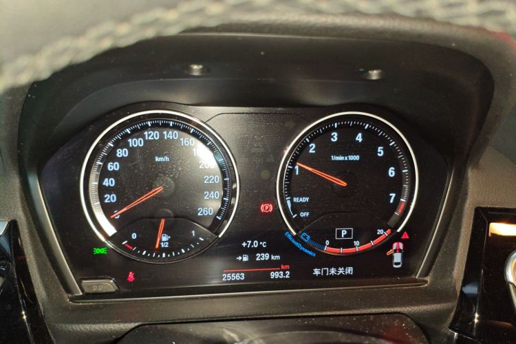 宝马1系 2021款 改款 120i M运动版中控内饰14